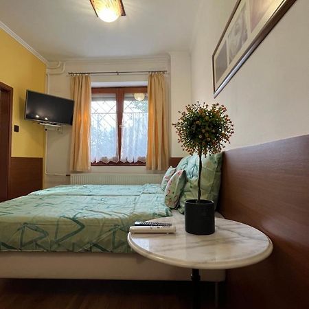 Tang House 唐舍 Hotel Budapest Exterior photo